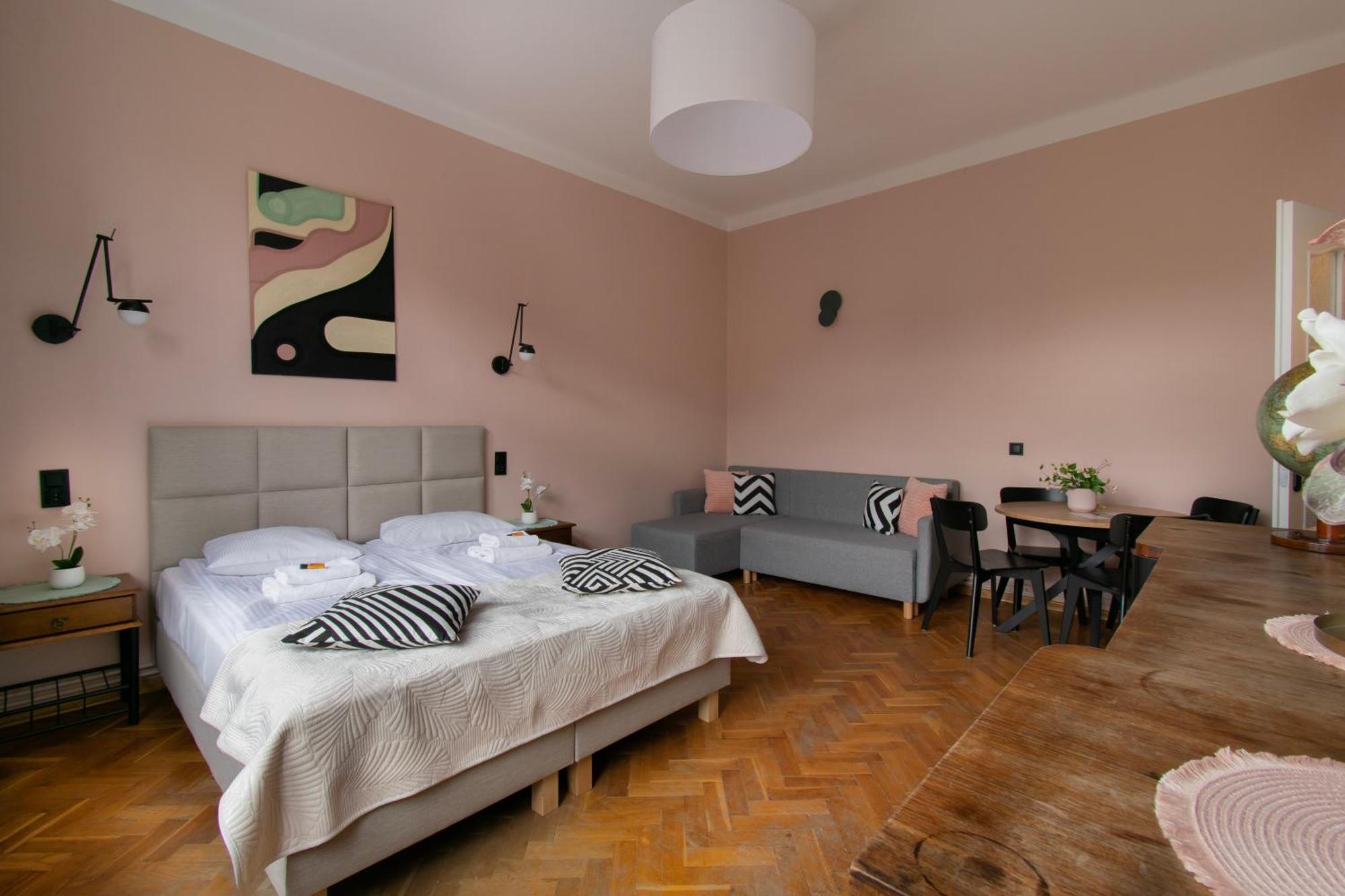 Central Apartments Warszawska Street クラクフ エクステリア 写真
