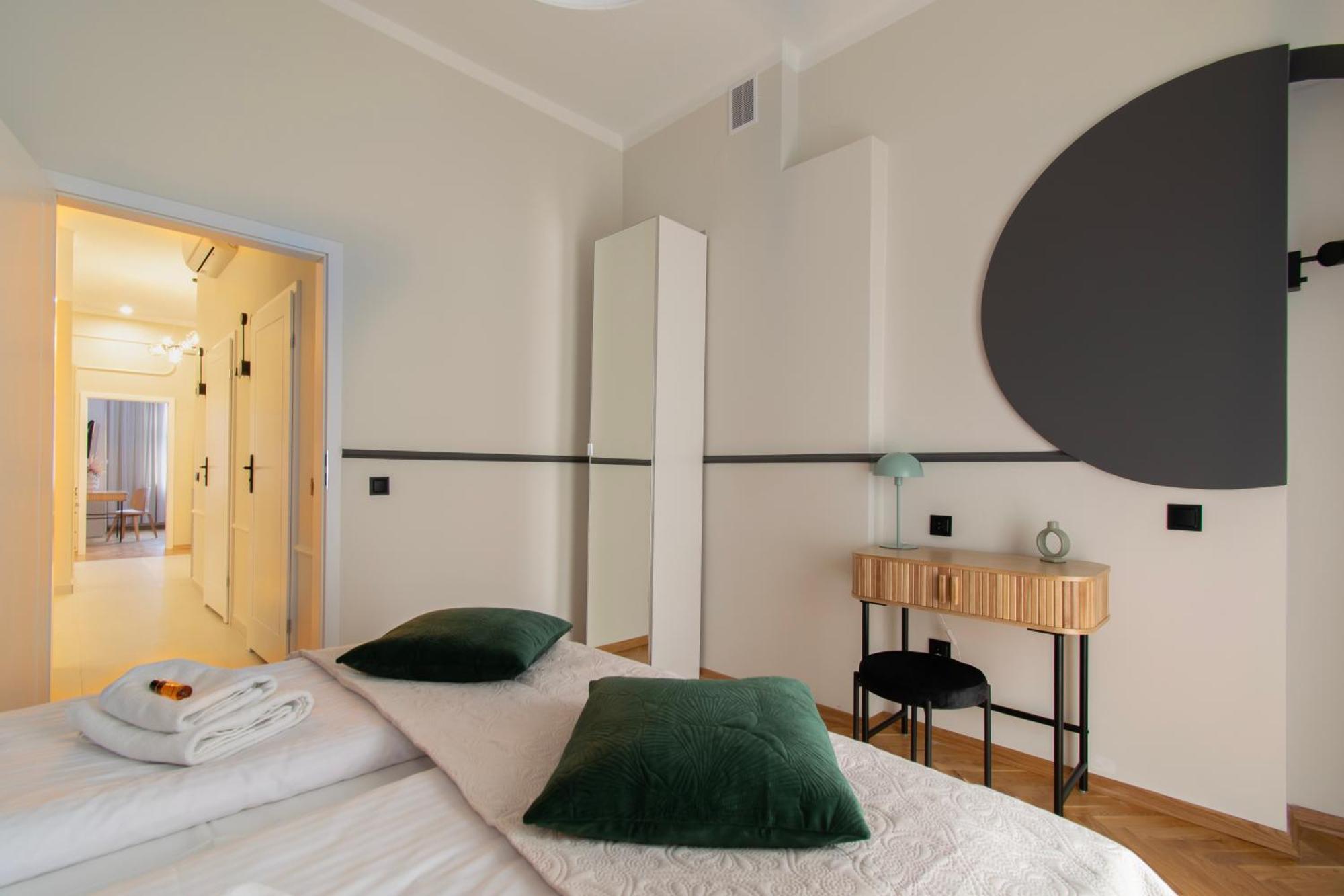 Central Apartments Warszawska Street クラクフ エクステリア 写真